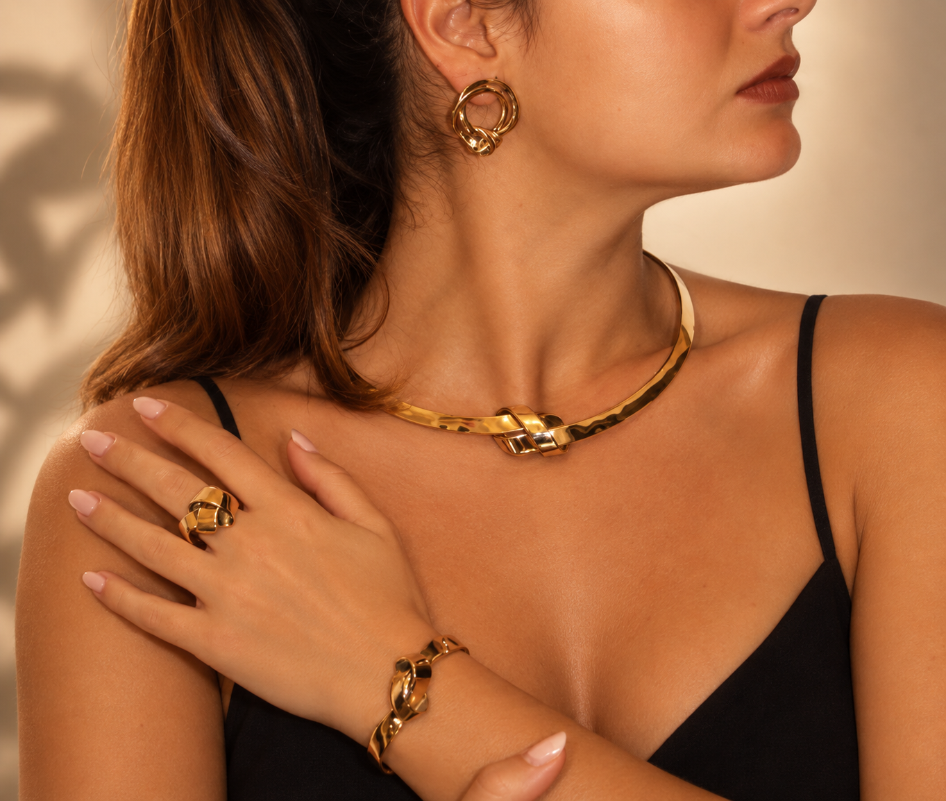 Collana Nodo piano bronzo