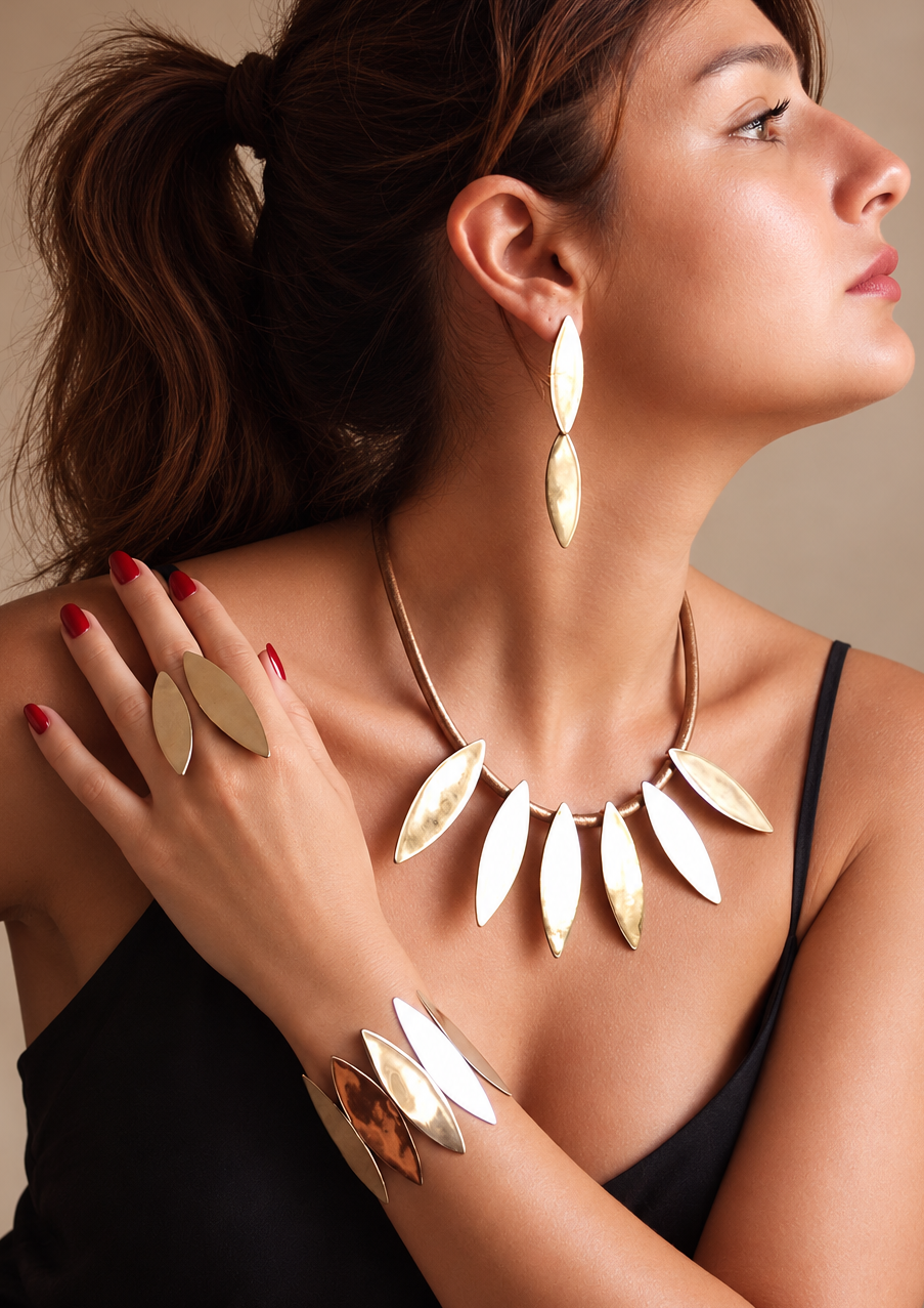 Collana Cleopatra in bronzo