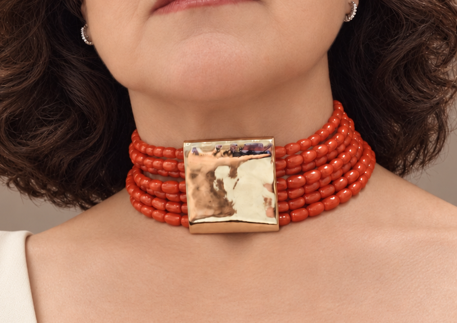 Choker piastra in bronzo e corallo